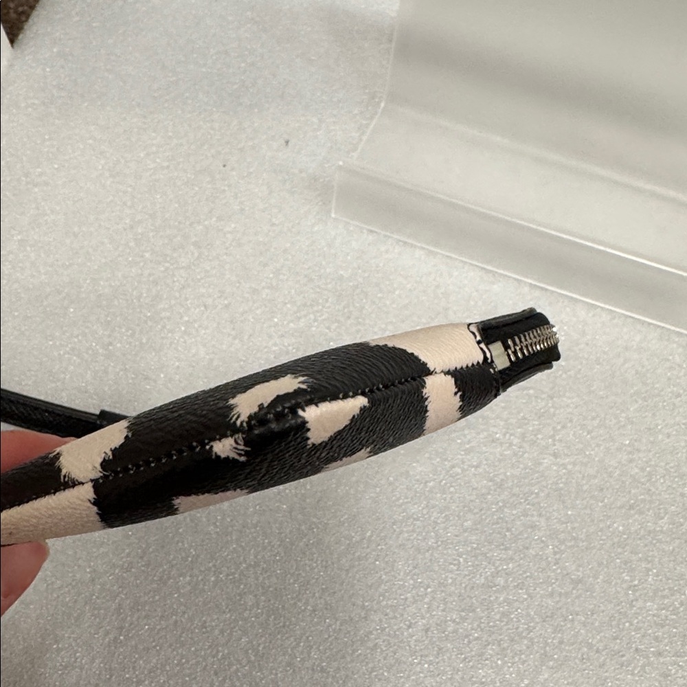 COACH Black and Cream Wild Plaid Print Patterned Wristlet Clutch - Picture 3 of 5